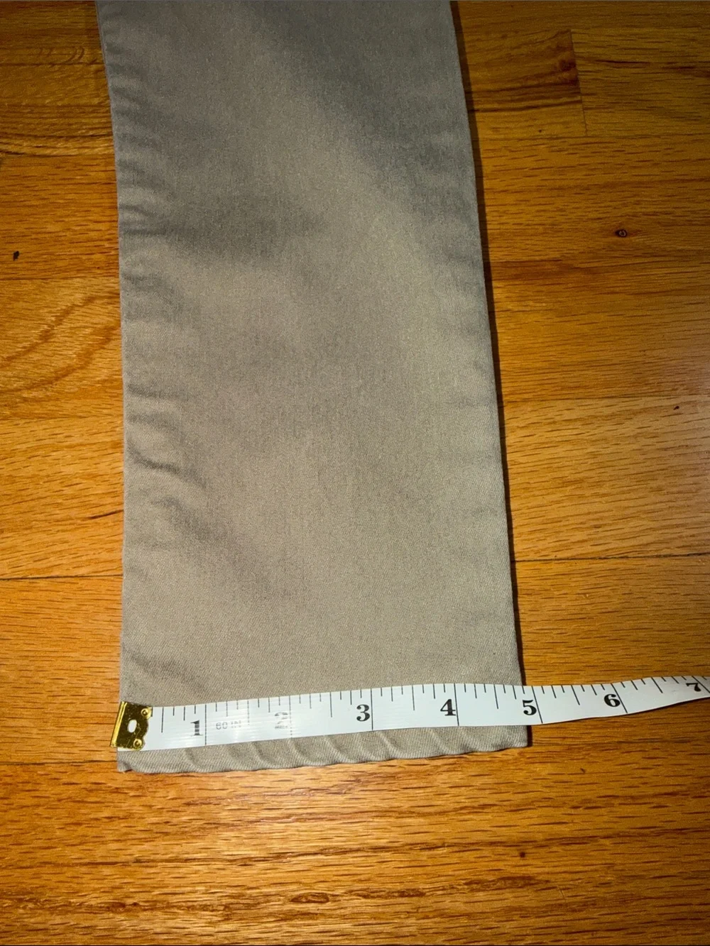 H&M Women's Skinny Jeans in Light Gray - Picture 9 of 10